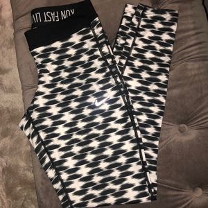 Nike leggings